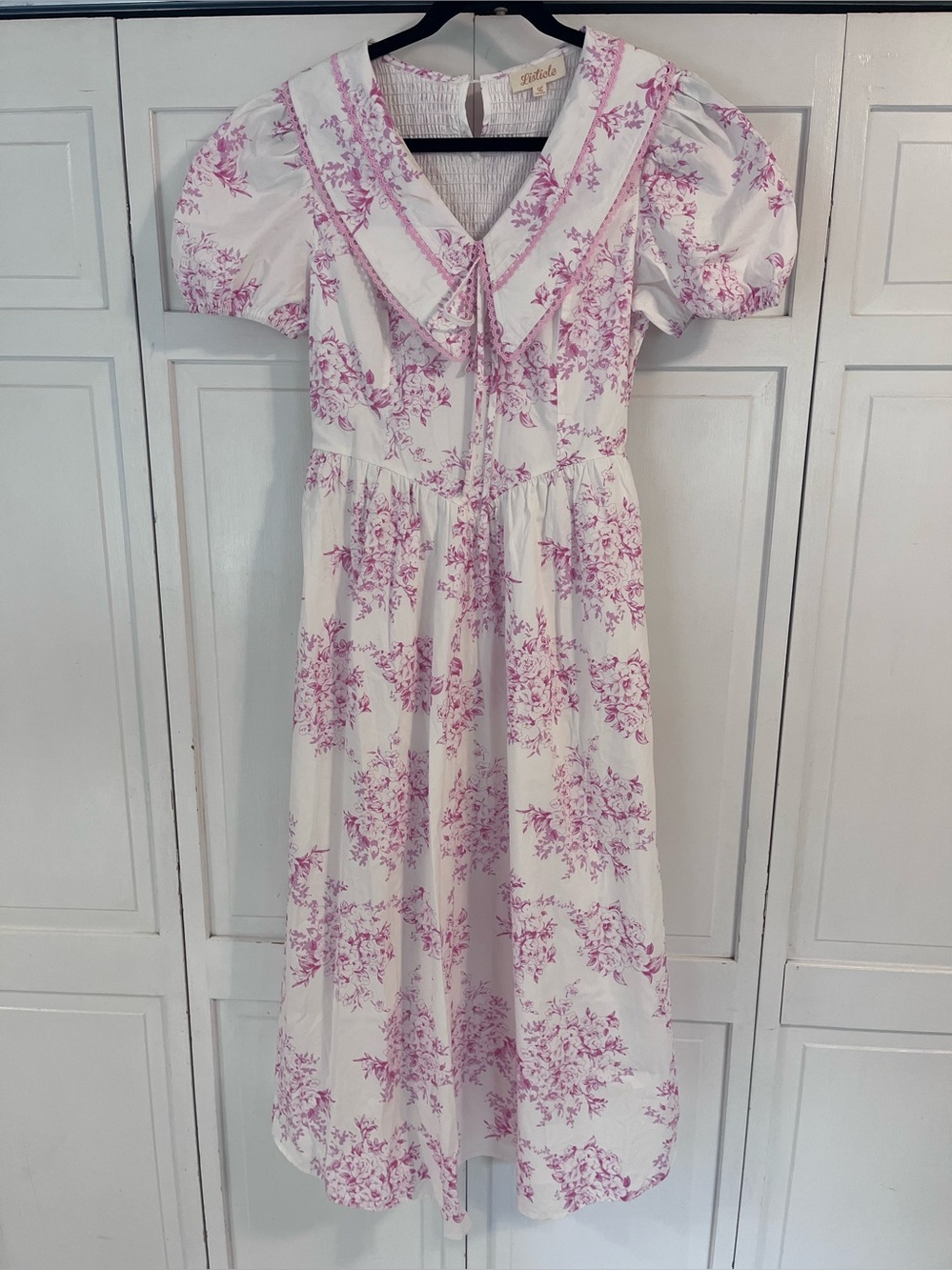Listicle Pink Floral Kensington Dress Size L